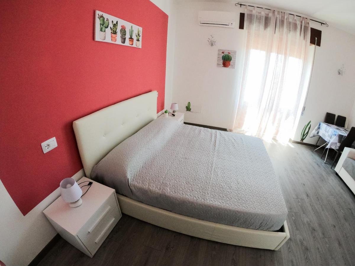 Cactus House Apartment Olbia Exterior photo